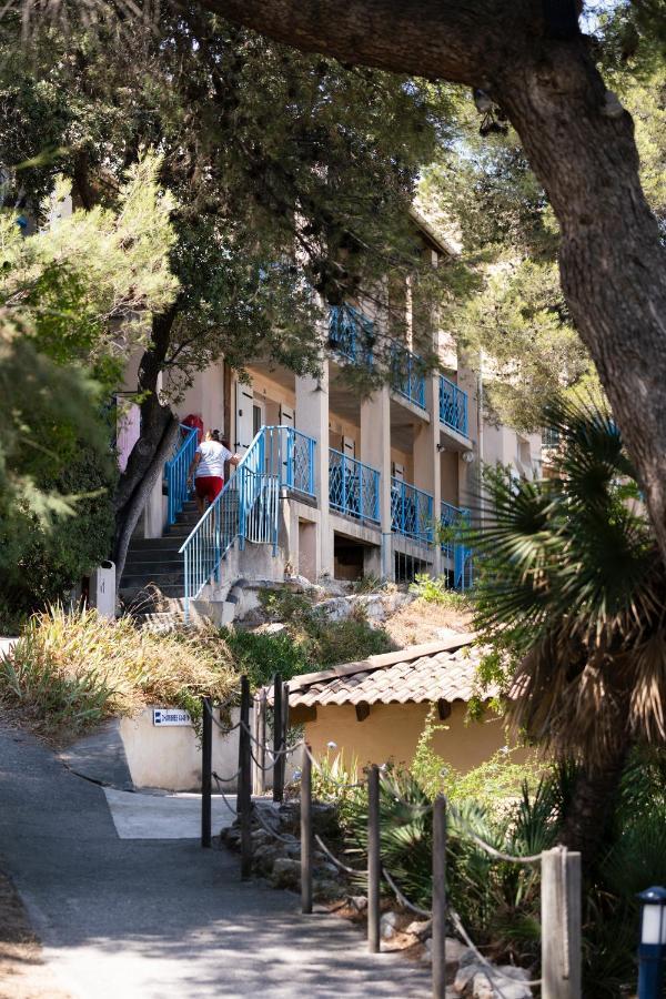 Le Pescadou Aparthotel Martigues Exteriör bild