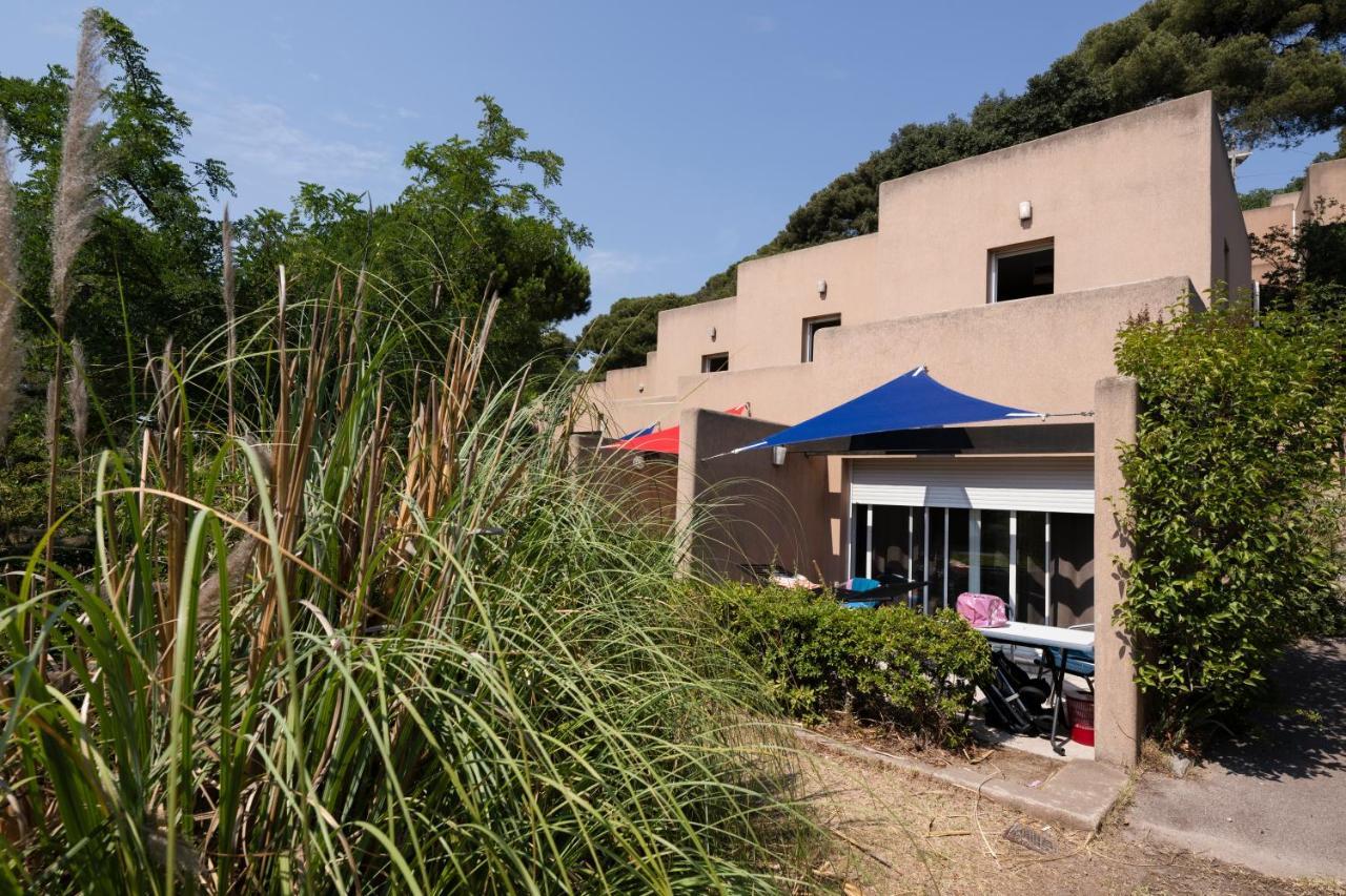 Le Pescadou Aparthotel Martigues Exteriör bild